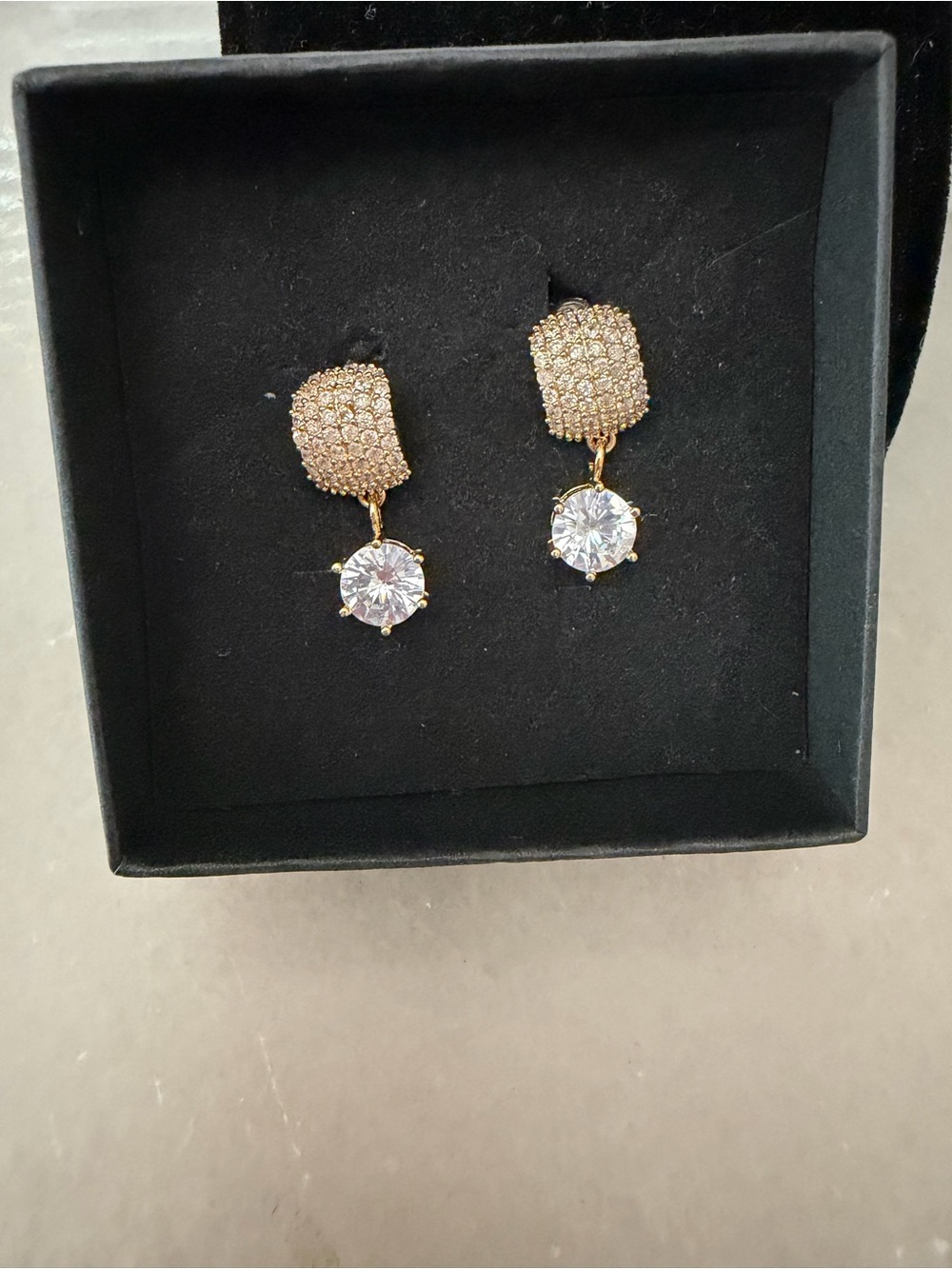 Gold Crystal Drop Earrings - Elegant Women's Jewelry